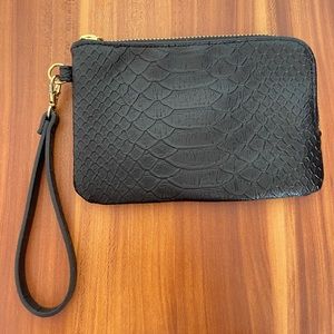 Wristlet